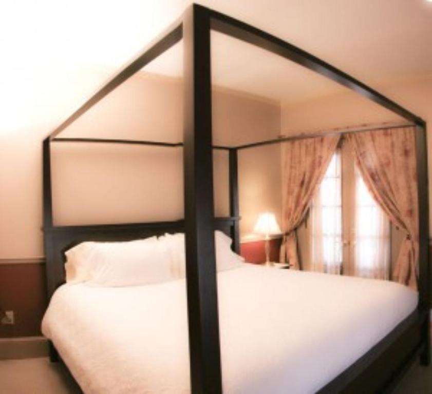 Hotel Camden Windward House Esterno foto